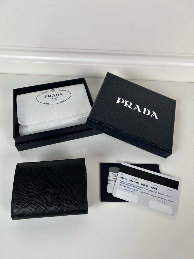 Prada Wallets Purse Comfortable 60695