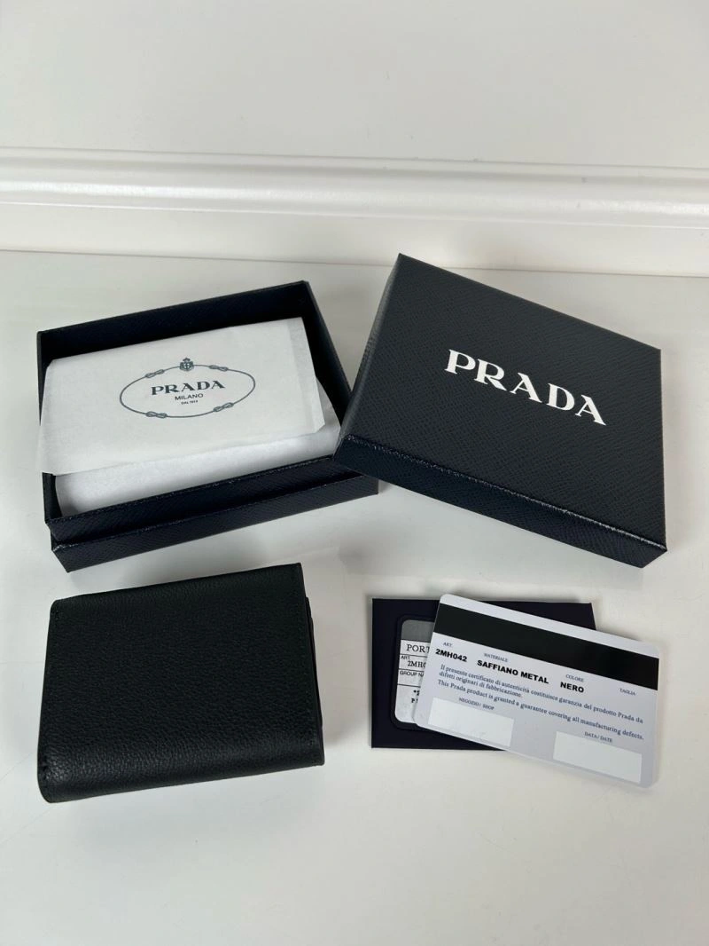 Prada Wallets Purse Bright 60694
