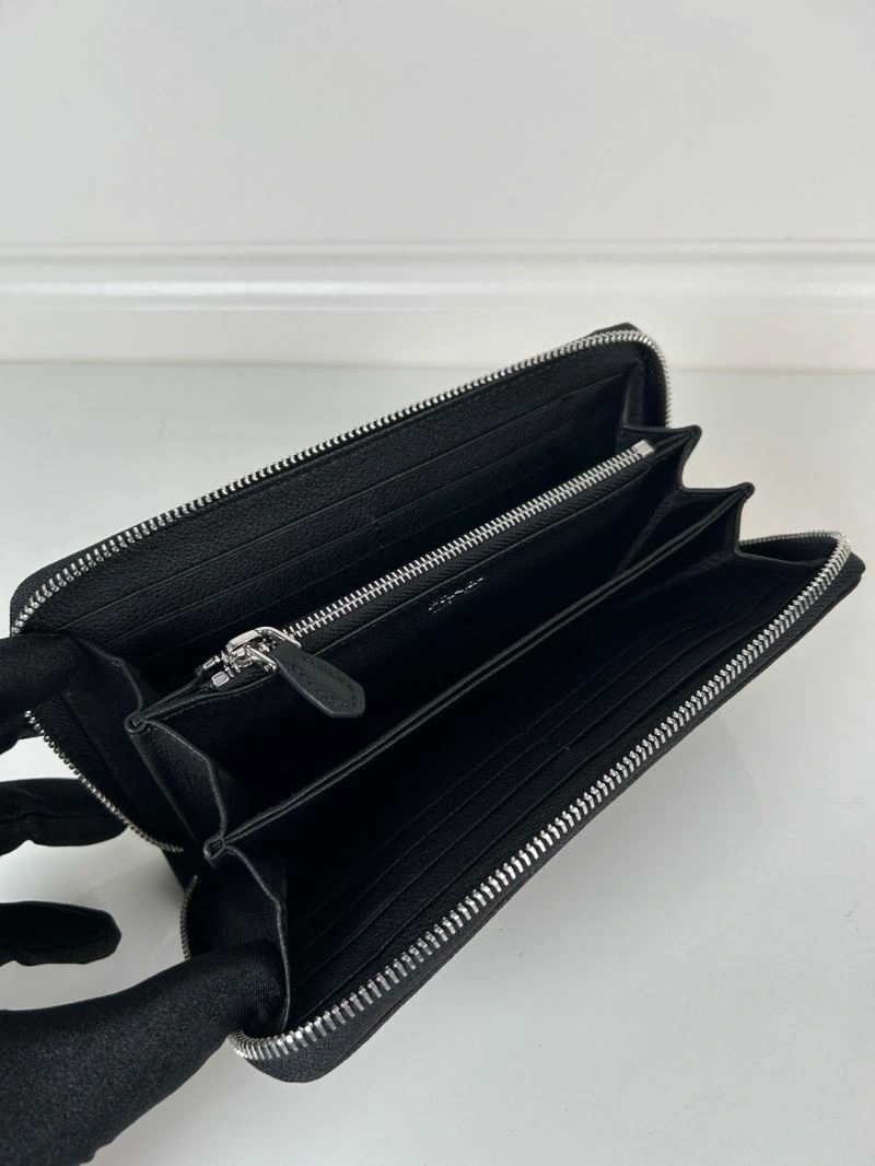 Prada Wallets Purse WaterResistant 60705