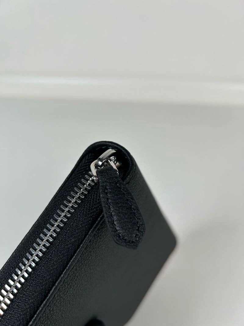Prada Wallets Purse WaterResistant 60705