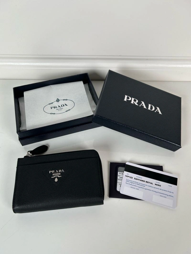 Prada Wallets Purse Trendsetting 60706