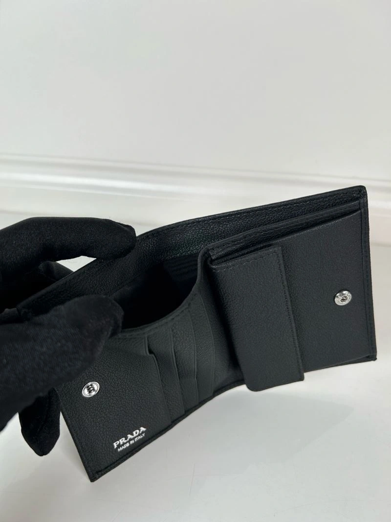 Prada Wallets Purse Functional 60688