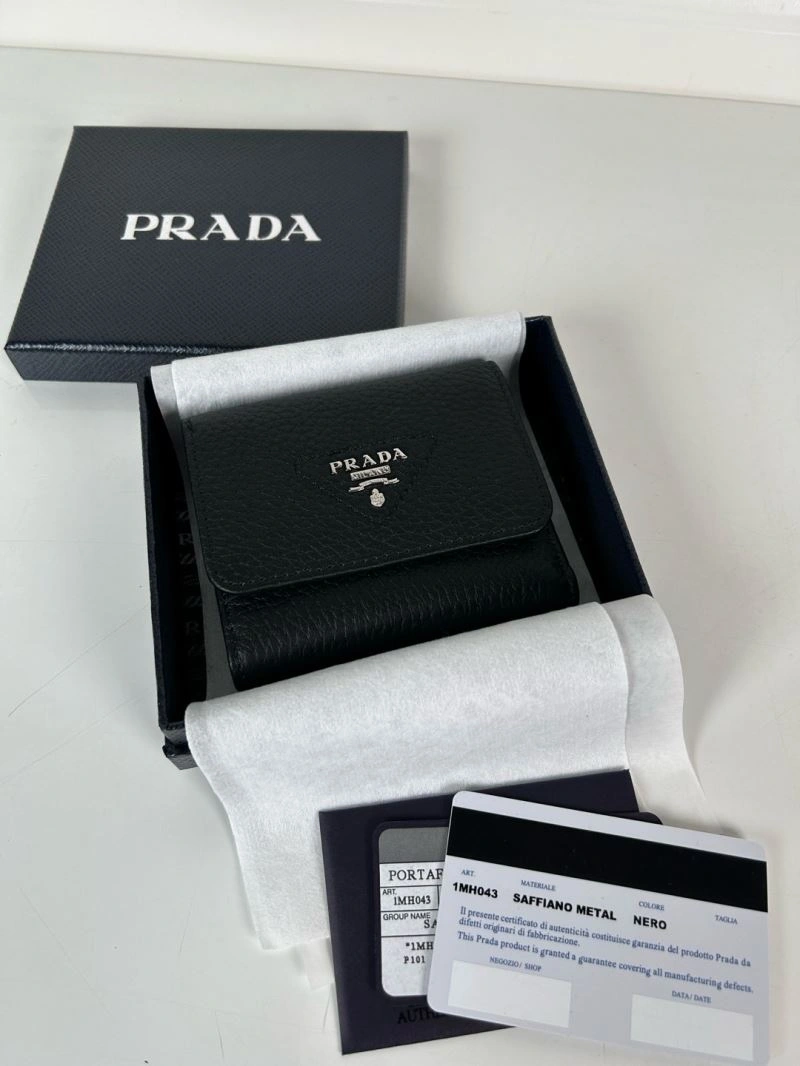 Packable Prada Wallets Purse 60684