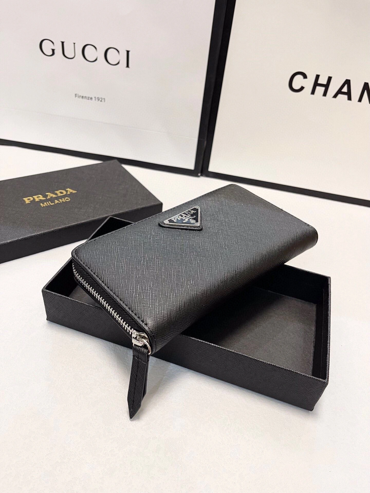 AllSeason Prada Wallets Purse 92355