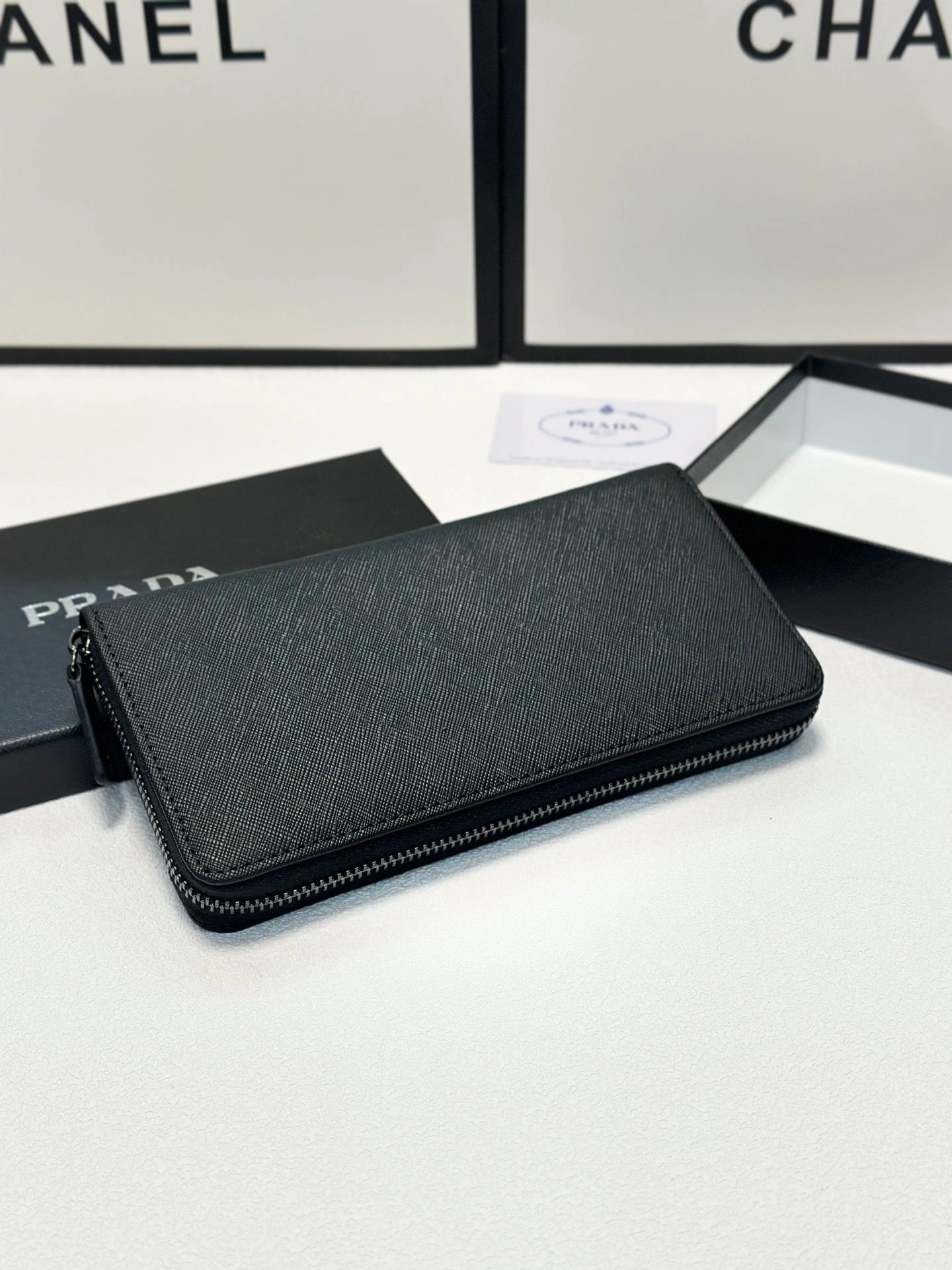 Prada Wallets Purse MultiPurpose 92311