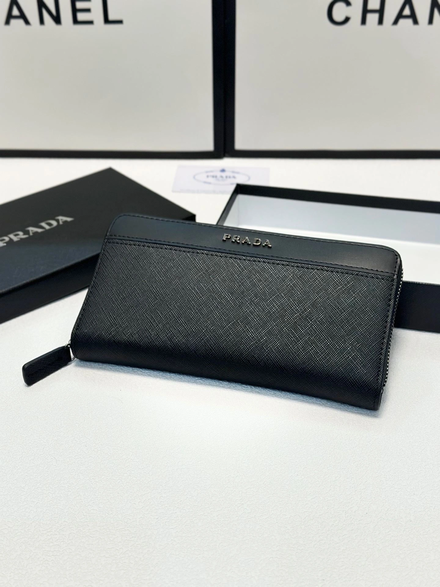 Prada Wallets Purse MultiPurpose 92311