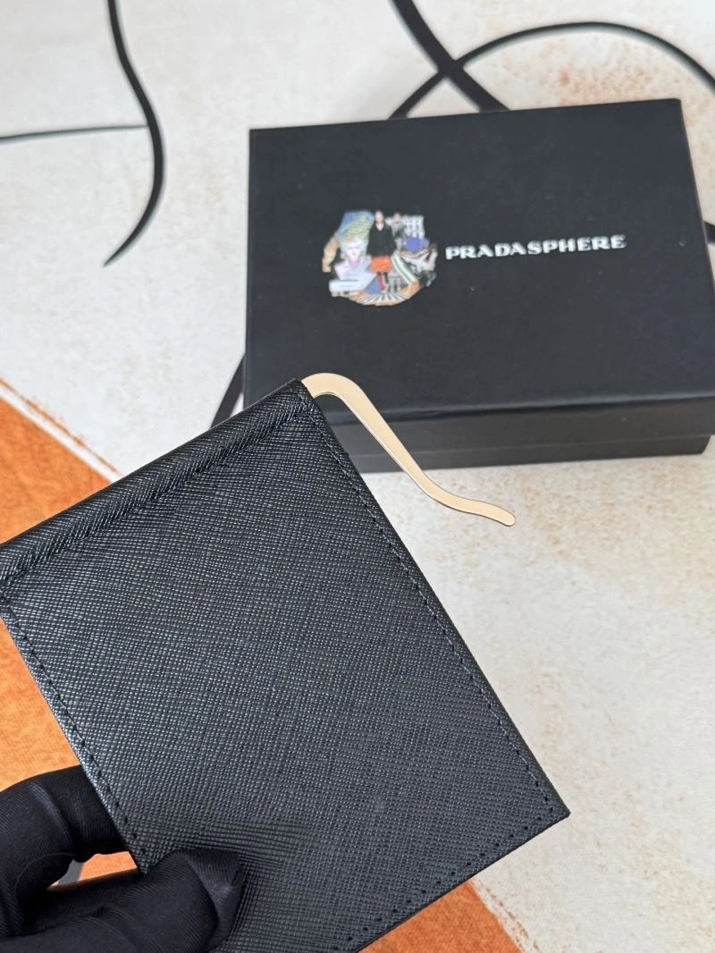Prada Wallets Purse Durable 88364