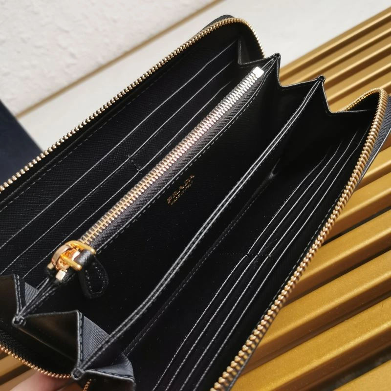 GoodFit Prada Wallets Purse 60626