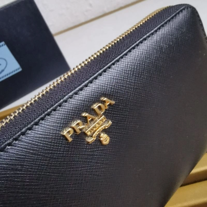Prada Wallets Purse WeatherProof 60679