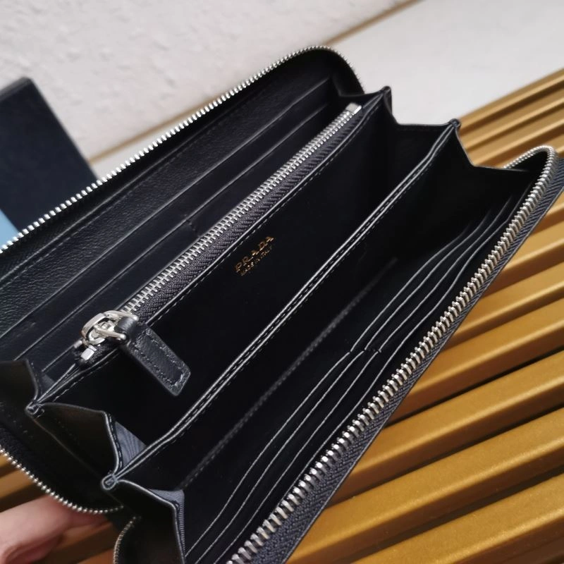 Bold Prada Wallets Purse 60671