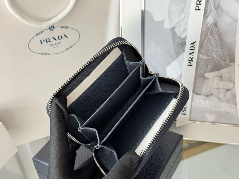Prada Wallets Purse Cozy 66016