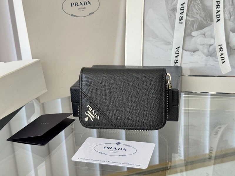 Prada Wallets Purse Practical 65977