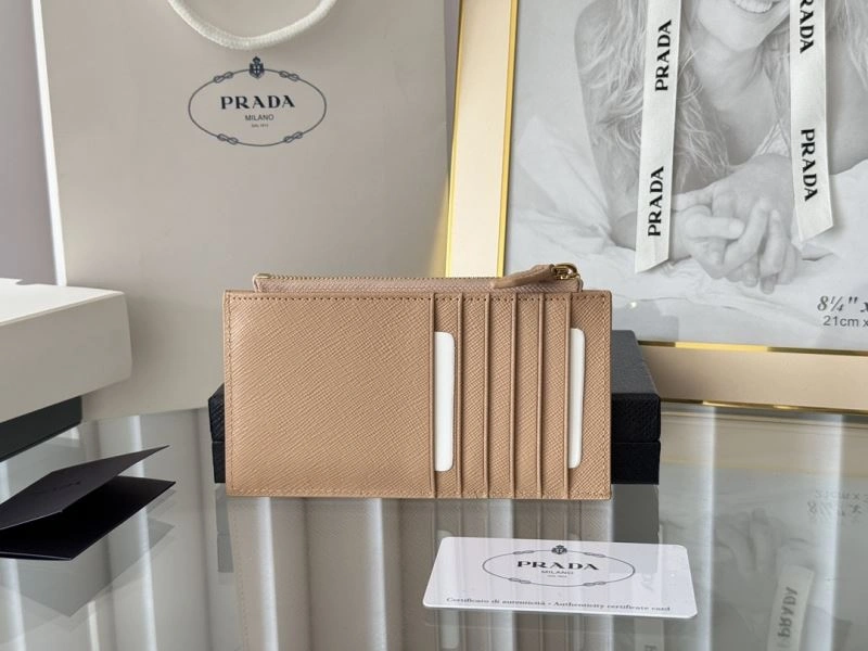 Prada Wallets Purse Casual 66005