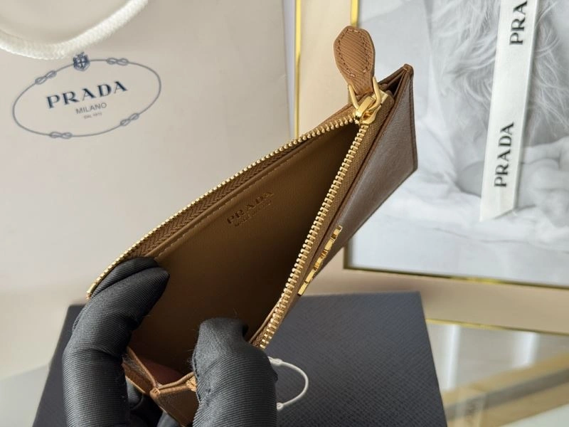 Sustainable Prada Wallets Purse 65996