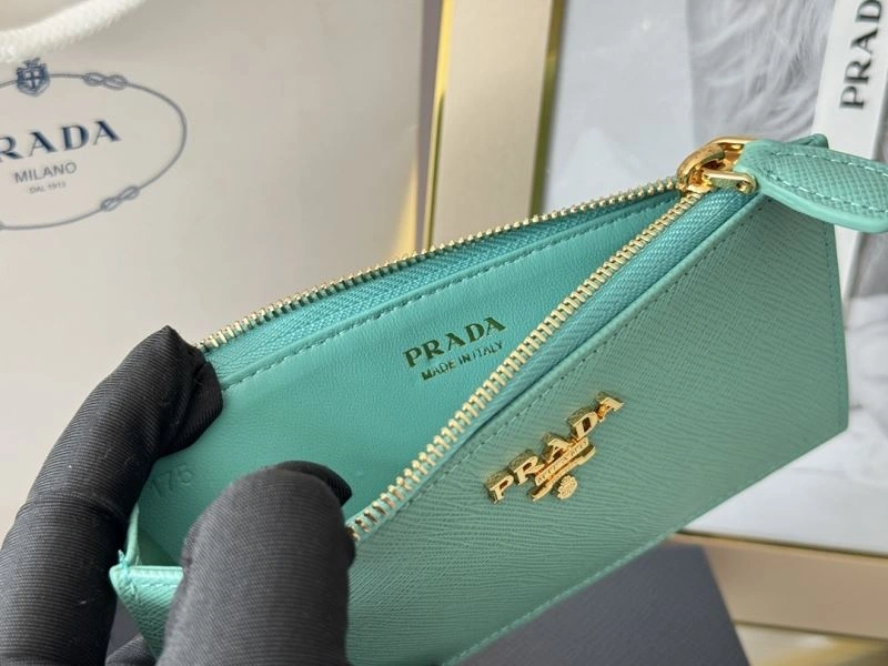 Prada Wallets Purse Snug 65957