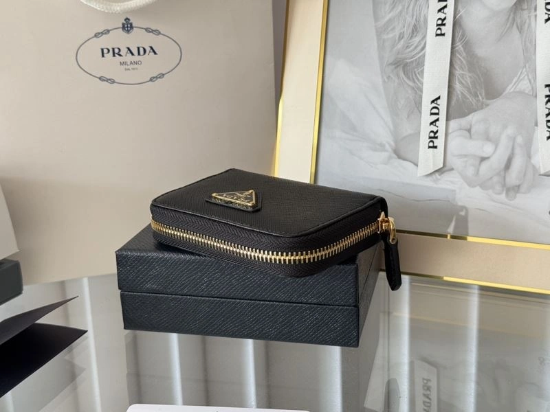 Prada Wallets Purse Lightweight 65945