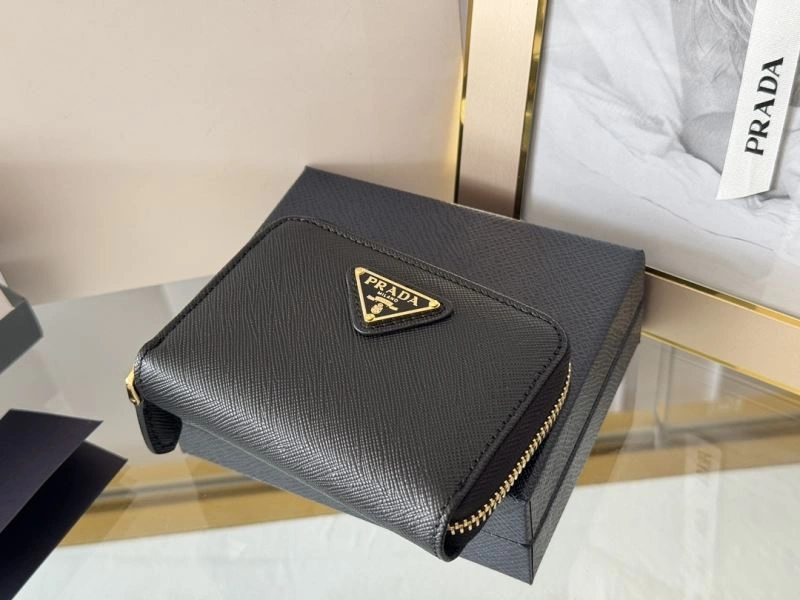Prada Wallets Purse Lightweight 65945