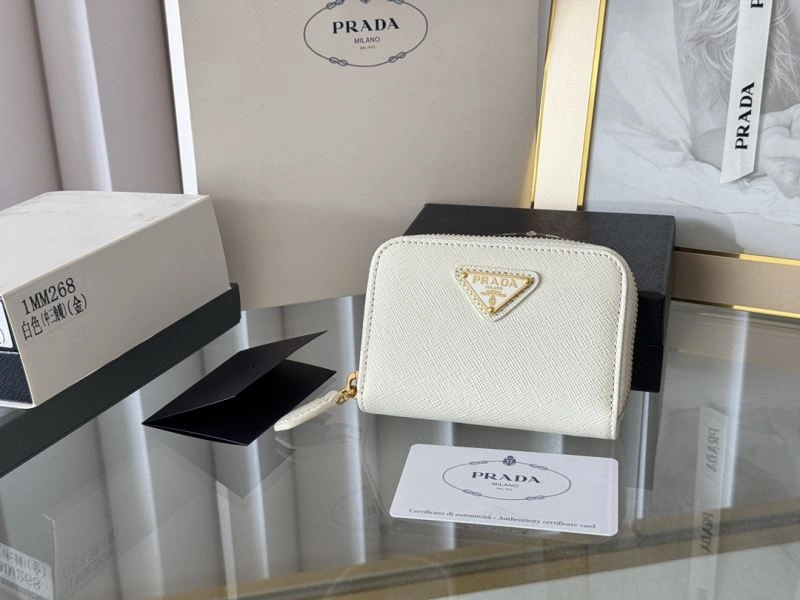 Supportive Prada Wallets Purse 65946