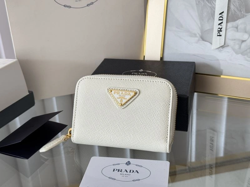 Supportive Prada Wallets Purse 65946