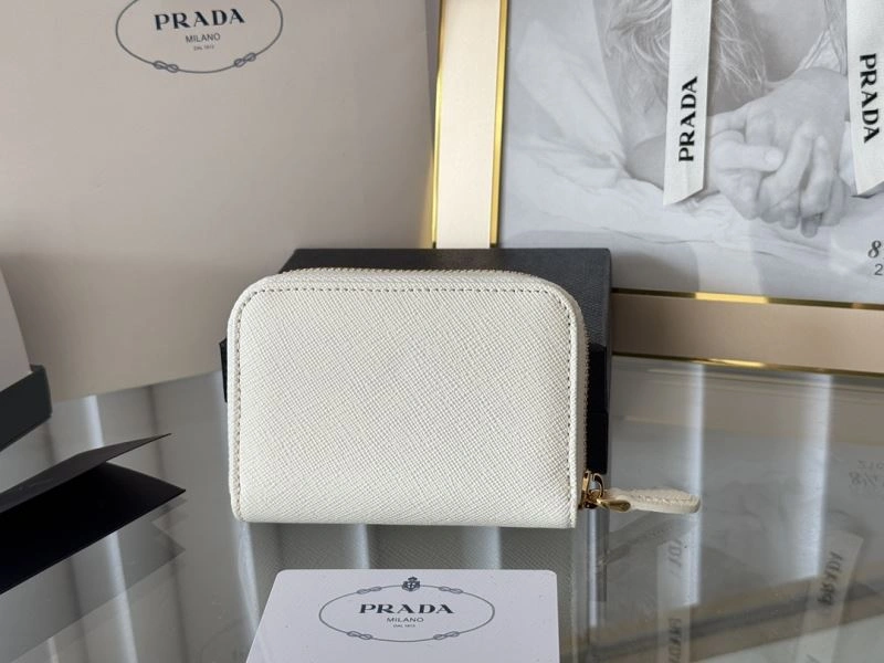 Supportive Prada Wallets Purse 65946