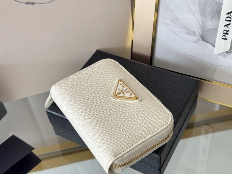 Supportive Prada Wallets Purse 65946