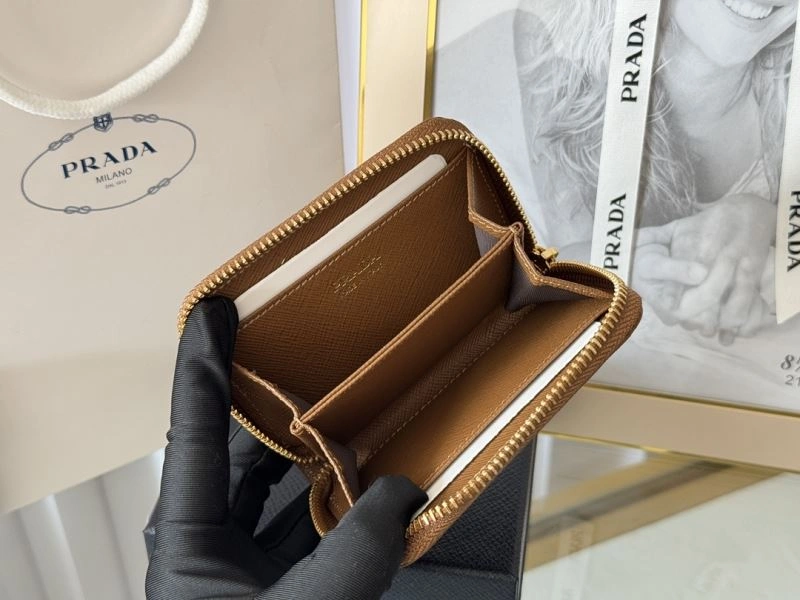 Prada Wallets Purse UrbanStyle 65940