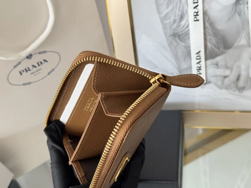 Prada Wallets Purse UrbanStyle 65940