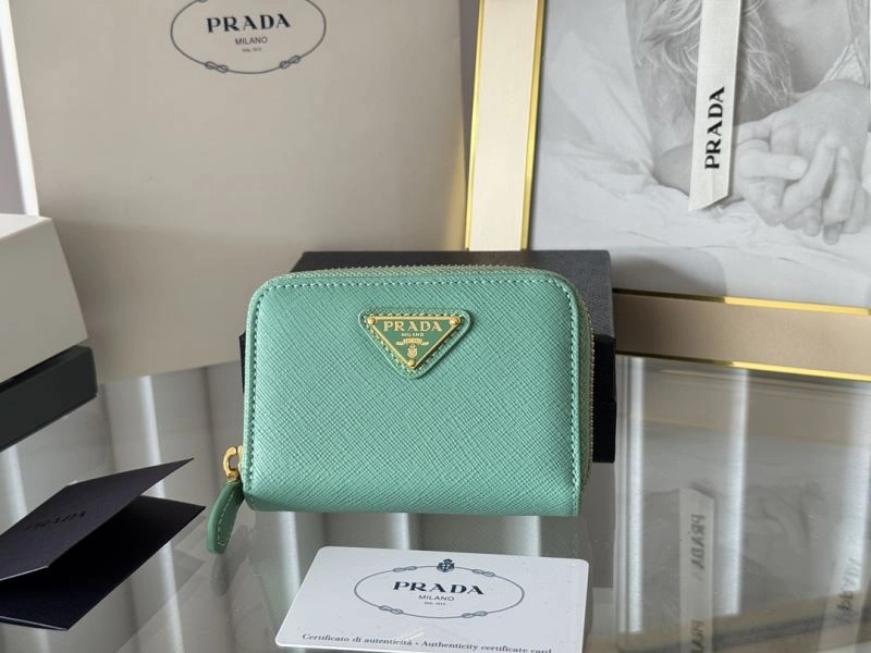 Prada Wallets Purse Comfortable 65937