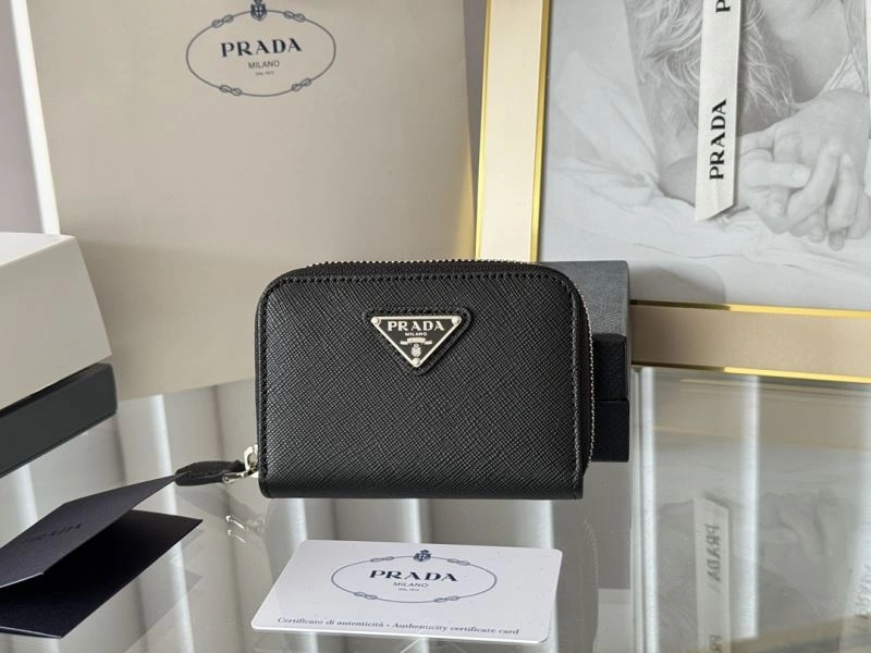Prada Wallets Purse Versatile 65944