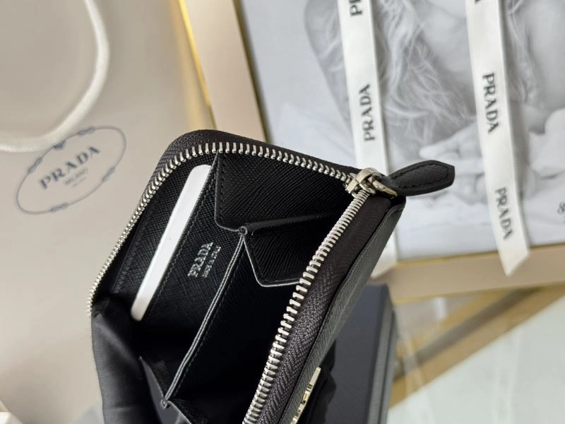 QuickDry Prada Wallets Purse 65938