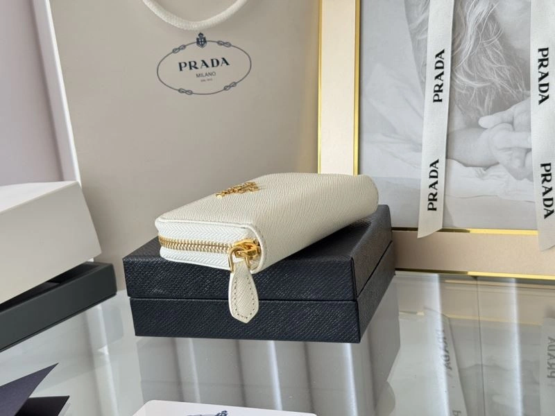 Youthful Prada Wallets Purse 65941