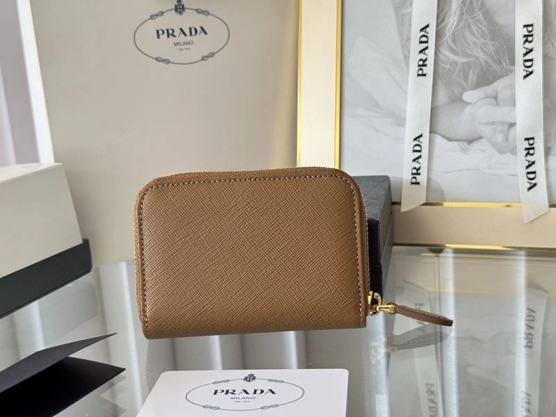 Prada Wallets Purse Bright 65929