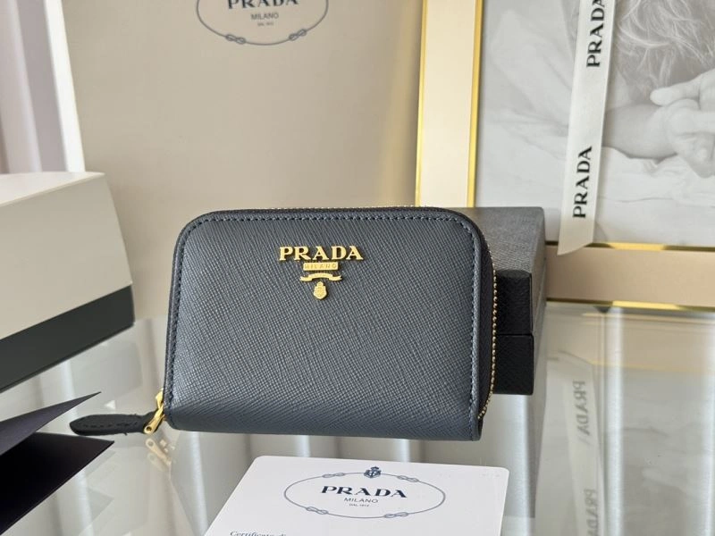Prada Wallets Purse Practical 65933