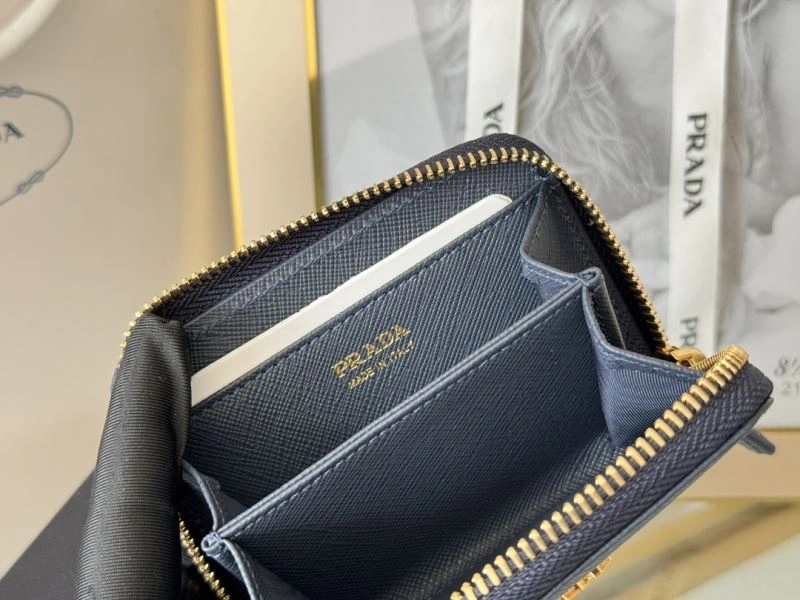 Prada Wallets Purse Practical 65933