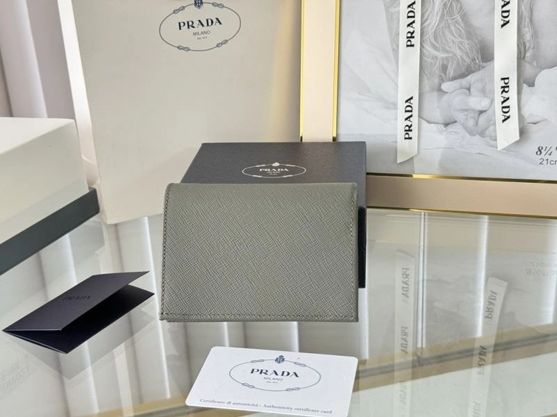 Prada Wallets Purse Durable 65966