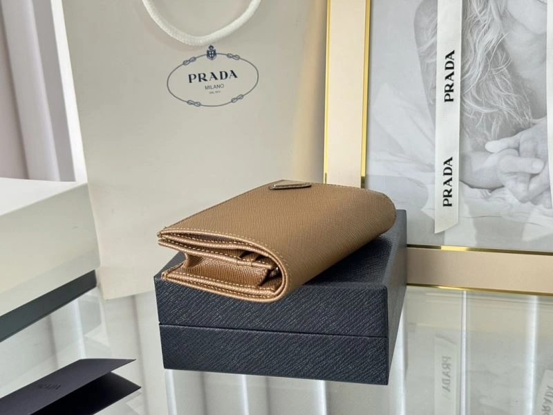 Flexible Prada Wallets Purse 65919