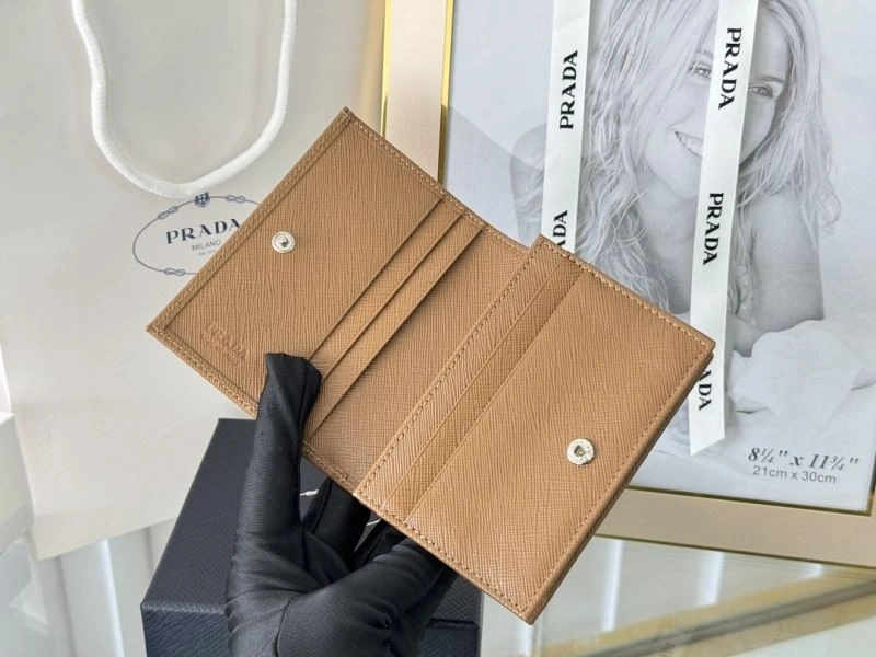 Flexible Prada Wallets Purse 65919