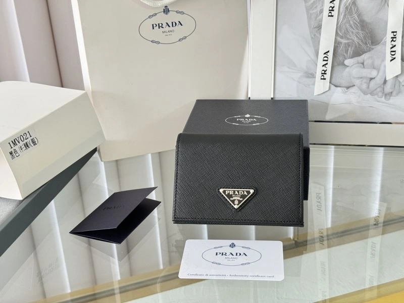 Prada Wallets Purse Efficient 65918