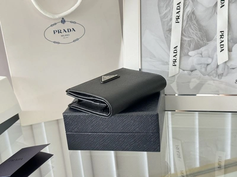 Prada Wallets Purse Efficient 65918
