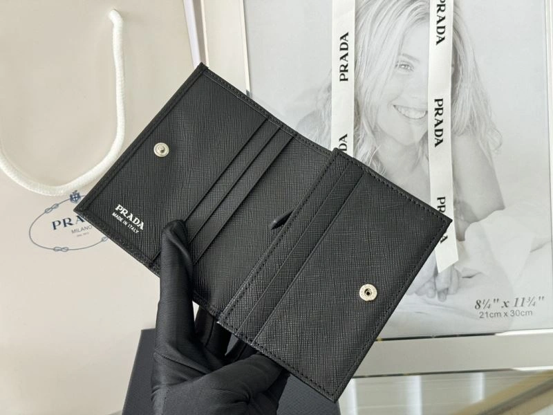Prada Wallets Purse Efficient 65918