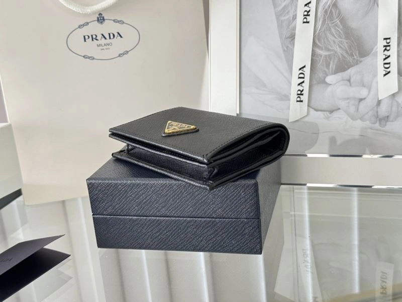 Prada Wallets Purse FreshLook 65920