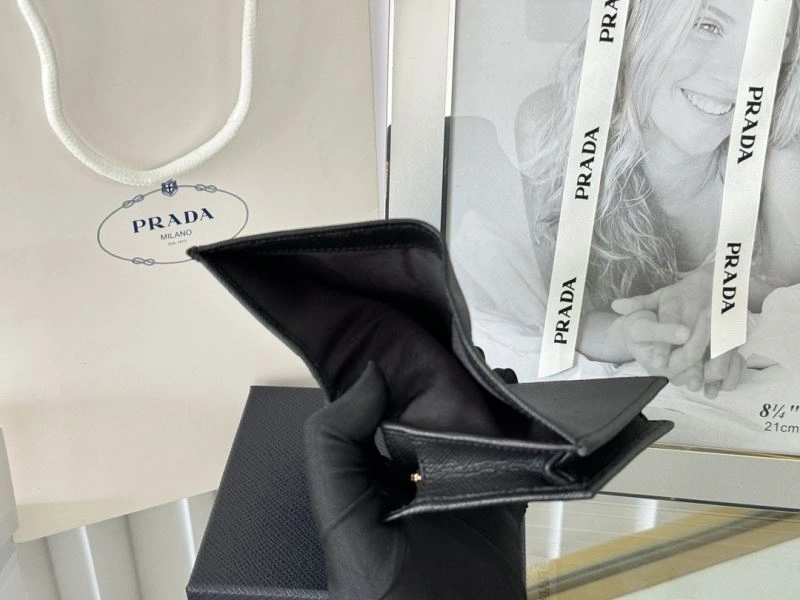 Prada Wallets Purse FreshLook 65920