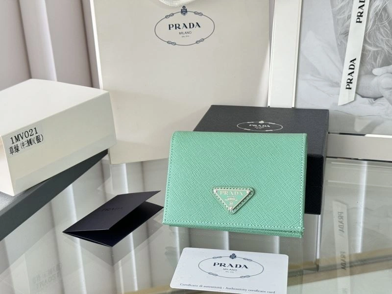 Prada Wallets Purse ZipUp 65908