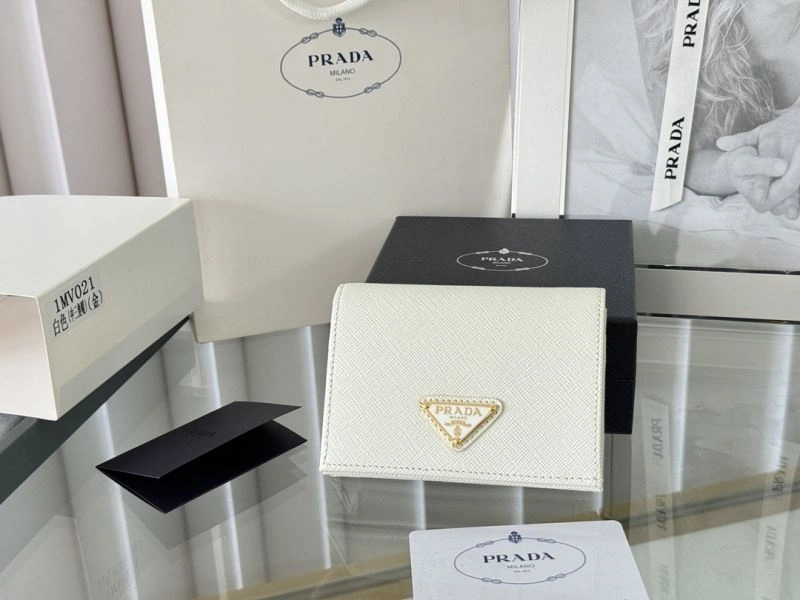 Sophisticated Prada Wallets Purse 65910