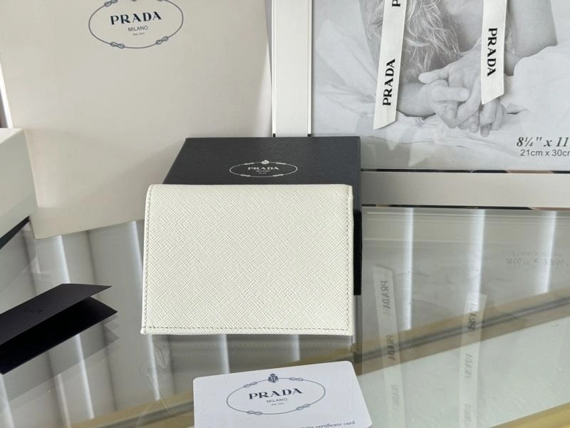 Sophisticated Prada Wallets Purse 65910