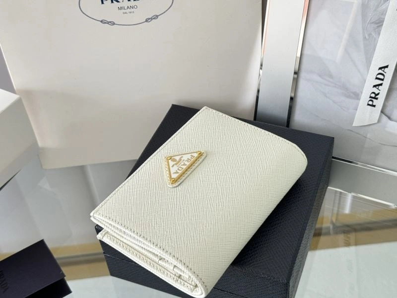 Sophisticated Prada Wallets Purse 65910
