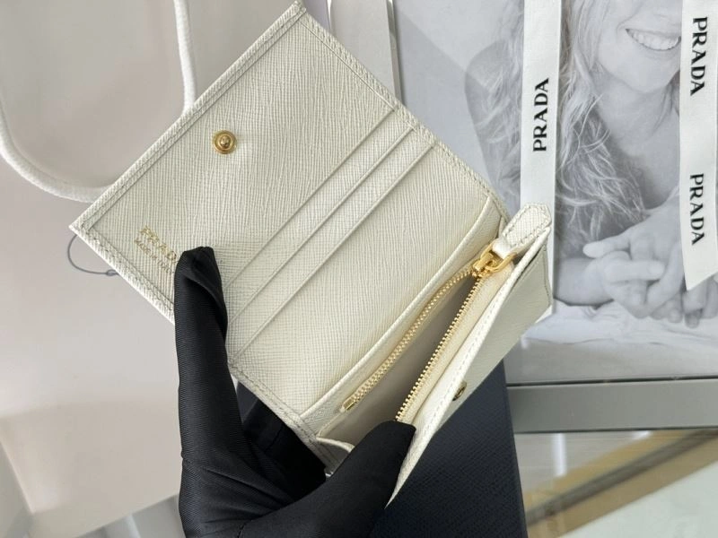 Sophisticated Prada Wallets Purse 65910