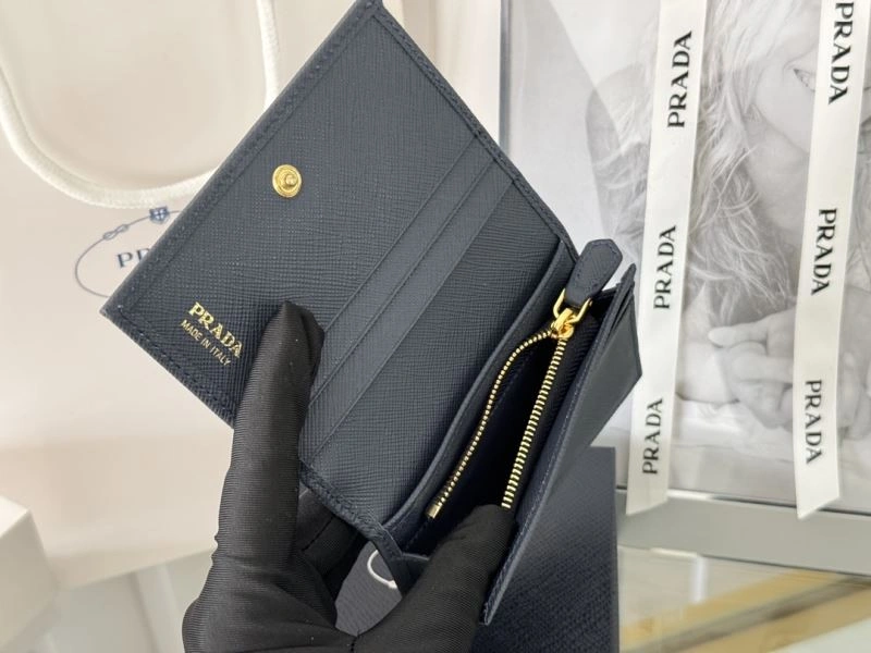 Prada Wallets Purse Versatile 66034