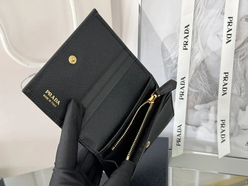 Prada Wallets Purse Sophisticated 65895