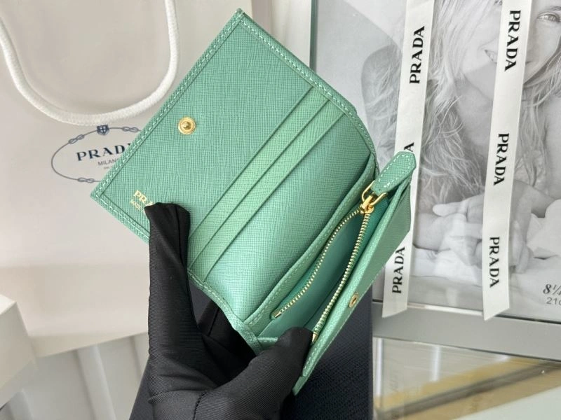 Sporty Prada Wallets Purse 65902